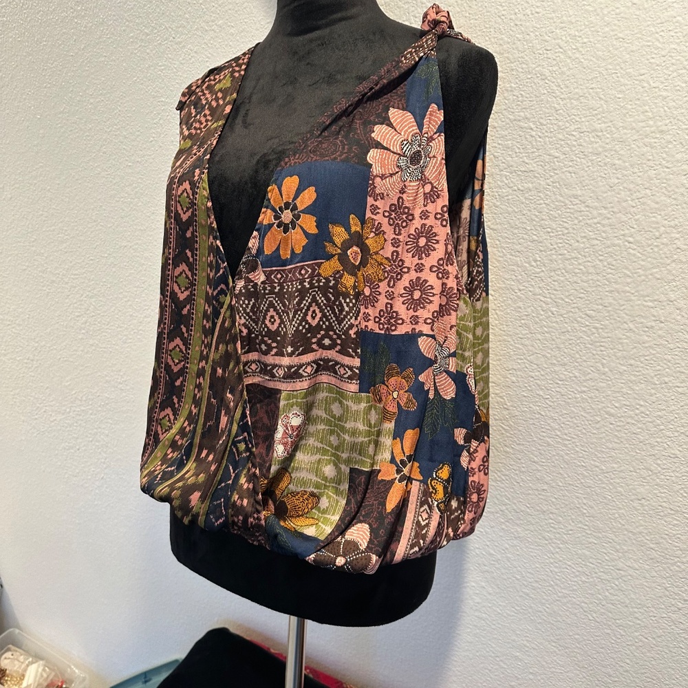 Free People Tied To You Print Top. NWOT - Picture 4 of 5